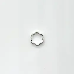 Kovový korálek mezidíl kytka 12,5mm