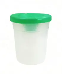 Nevylévací kelímek pro děti barevný