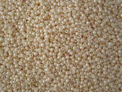 Rokajlové korálky Toho  - Round 15/0 : Opaque-Lustered Lt Beige TR-15-123