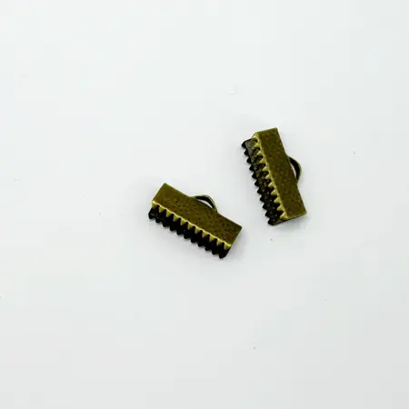 Plochá zamačkávací koncovka 16mm starozlata