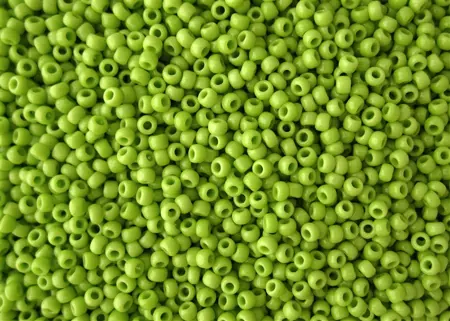 Rokajlové korálky - Round 11/0 : Opaque Sour Apple  TR-11-44