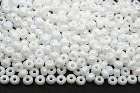 Preciosa rokajl 10/0 – bílý perleťový (46205), 10 g