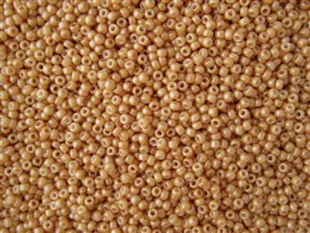 Rokajlové korálky Toho  - Round 15/0 : Opaque-Lustered Dk Beige TR-15-123D