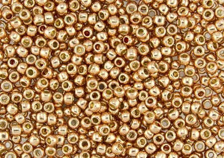 TOHO - Round 15/0 : PermaFinish - Galvanized Rose Gold TR-15-PF551 