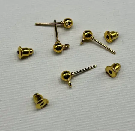 Náušnicová puzeta s kuličkou Ø4 mm barva zlato